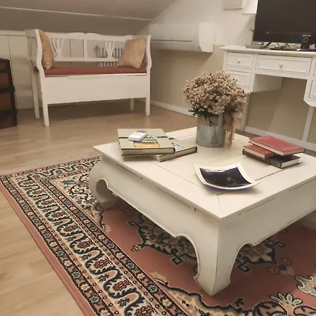 Spazioso E Lussuoso Apartament
