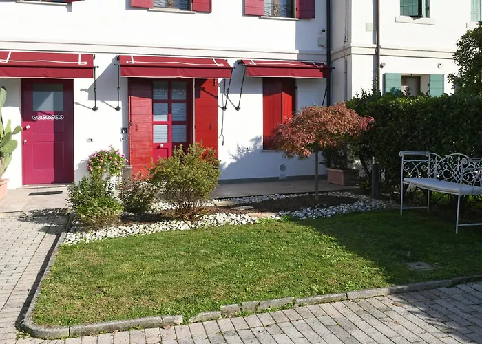 Lägenhet Spazioso E Lussuoso Conegliano